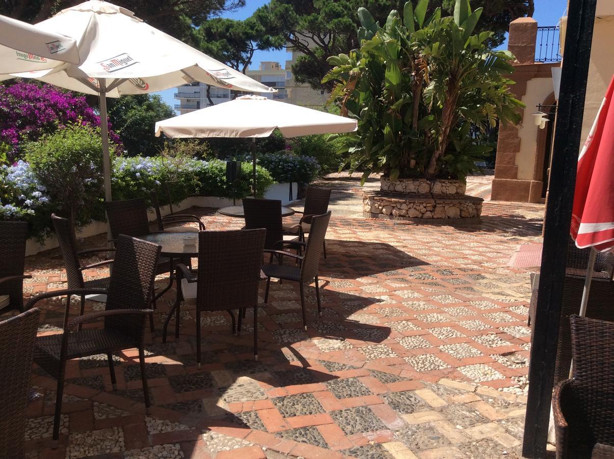Mansion Alhamar - 2 Bedroom, Frontline Beach, Mountain Views, Full Size Pool, Tennis Courts, Close To Shops, On-Site Bar & Chiringuito Sitio de Calahonda 外观 照片